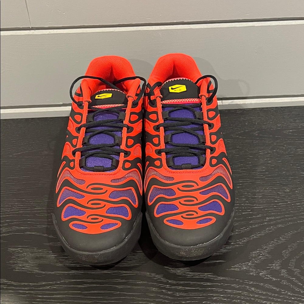 Nike Air Max Plus TN Black and Red with Purple Accents Men’s size 11.5 - Picture 3 of 7